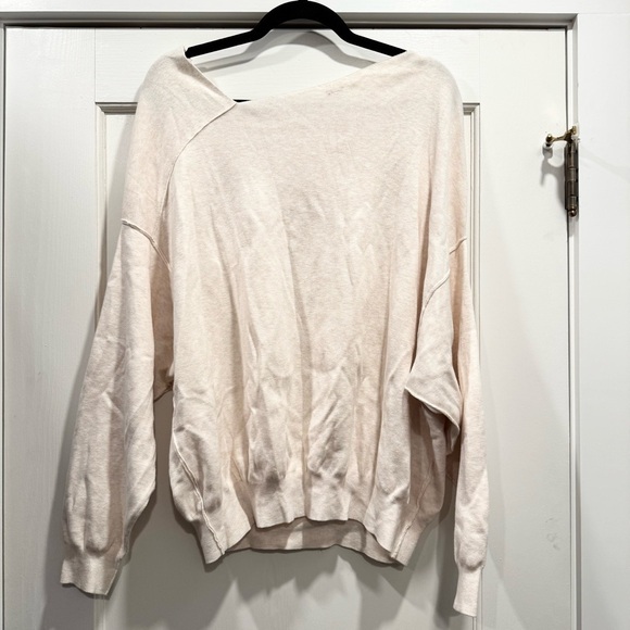 Free People Women's Cream Off Shoulder Sweater Cashmere Large Boho Festival - Picture 3 of 10